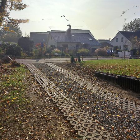 Moderne Ferienwohnung Fuer Familien Im Dachgeschoss Bosau Luaran gambar
